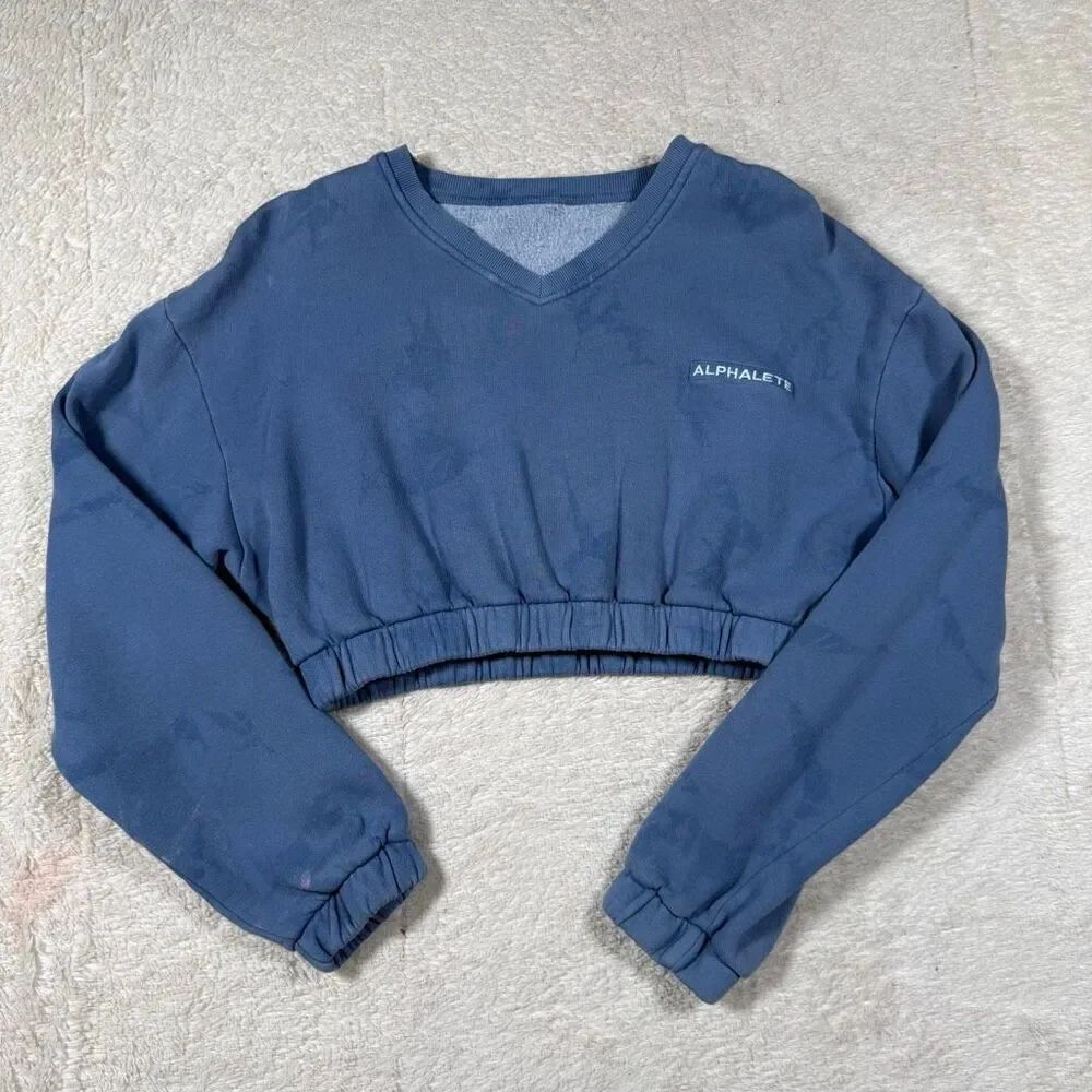 Alphalete Women’s Blue Washed Fleece Crop Sweater Athletic Sweatshirt
